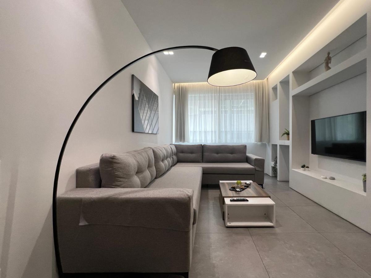 The Dazzling Glimpse Acropolis Suites Атина Екстериор снимка