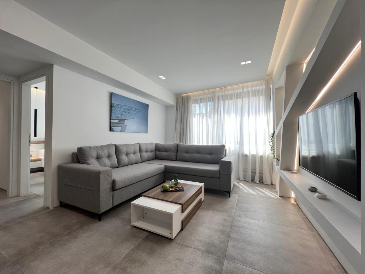 The Dazzling Glimpse Acropolis Suites Атина Екстериор снимка