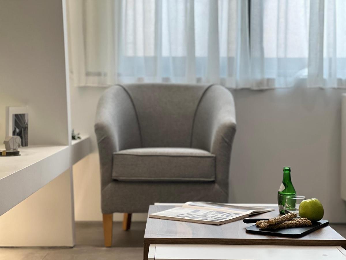 The Dazzling Glimpse Acropolis Suites Атина Екстериор снимка