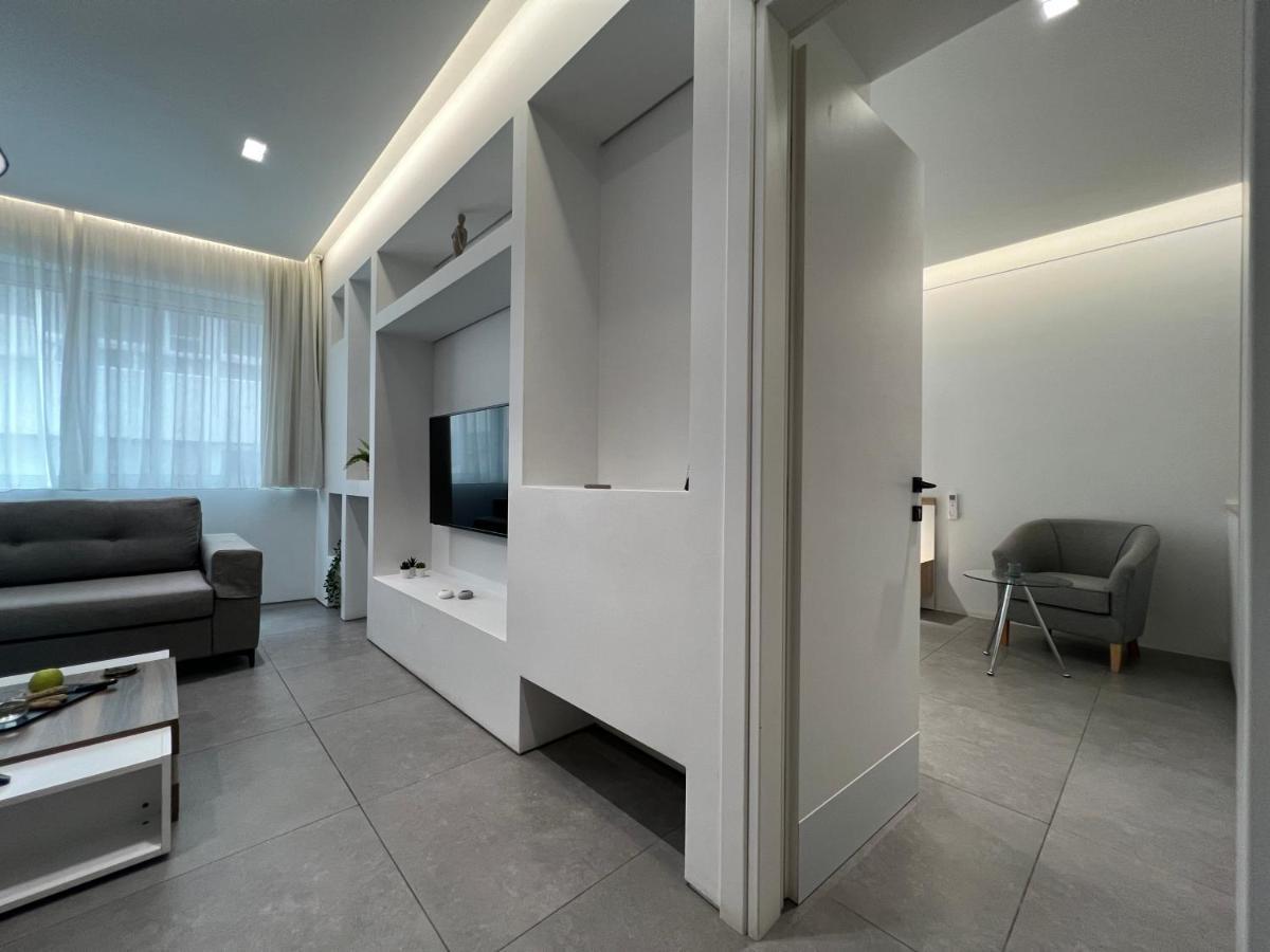 The Dazzling Glimpse Acropolis Suites Атина Екстериор снимка