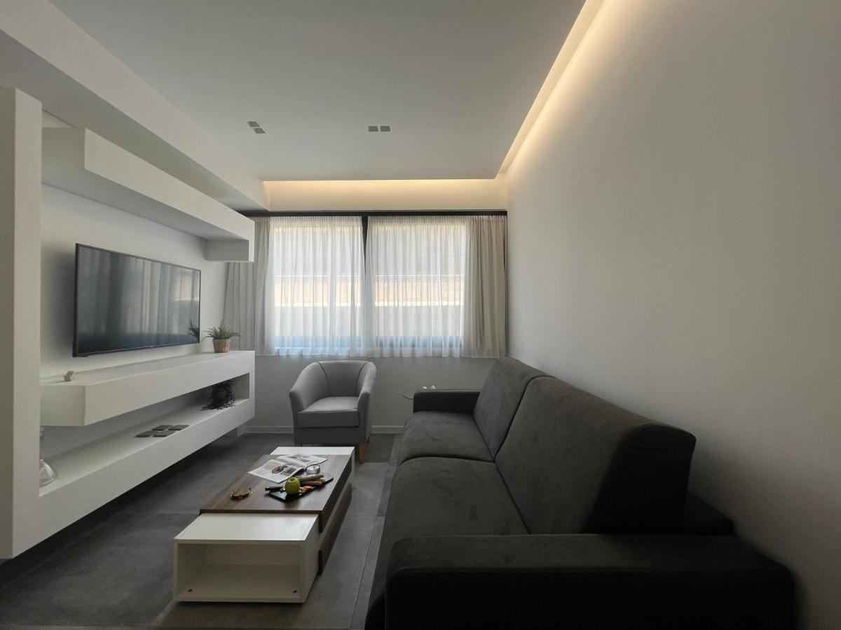 The Dazzling Glimpse Acropolis Suites Атина Екстериор снимка